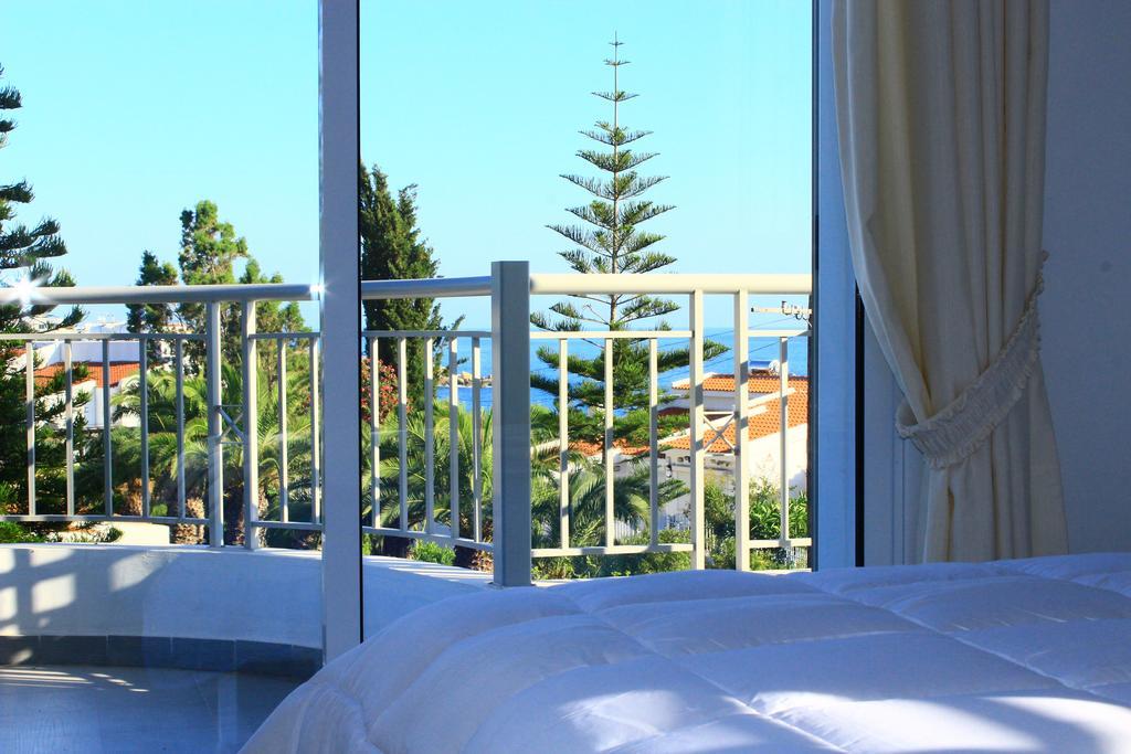 Coral Blue Bay Villa Coral Bay Exteriör bild