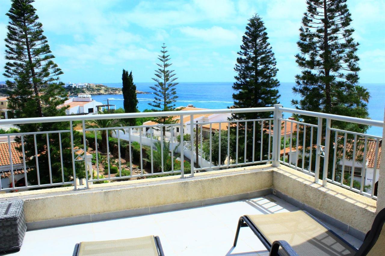 Coral Blue Bay Villa Coral Bay Exteriör bild