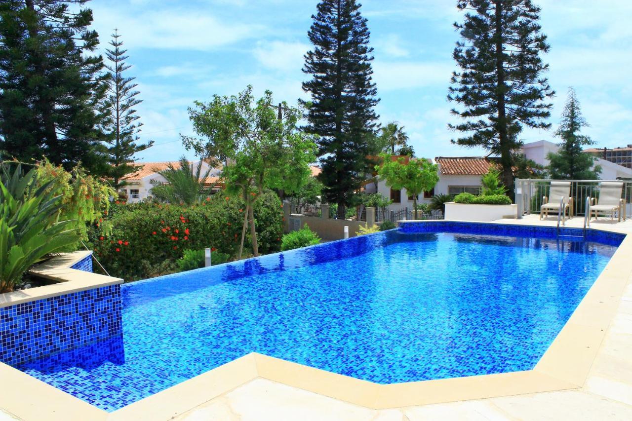 Coral Blue Bay Villa Coral Bay Exteriör bild
